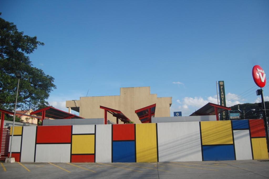 Hotel V Angeles Exterior photo